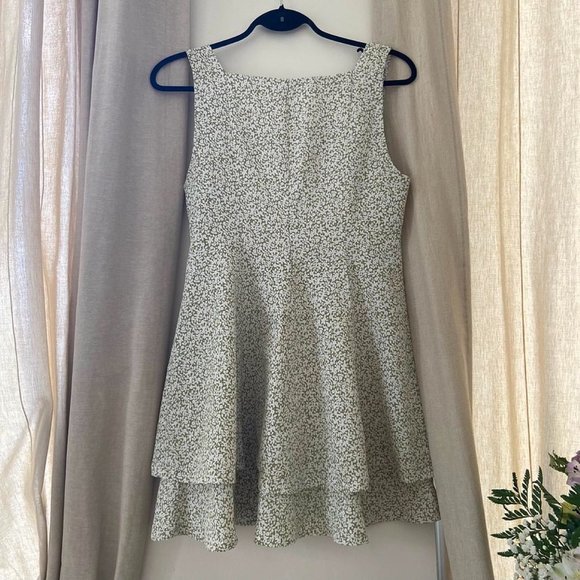 Vintage Floral Print Sundress - Picture 3 of 4